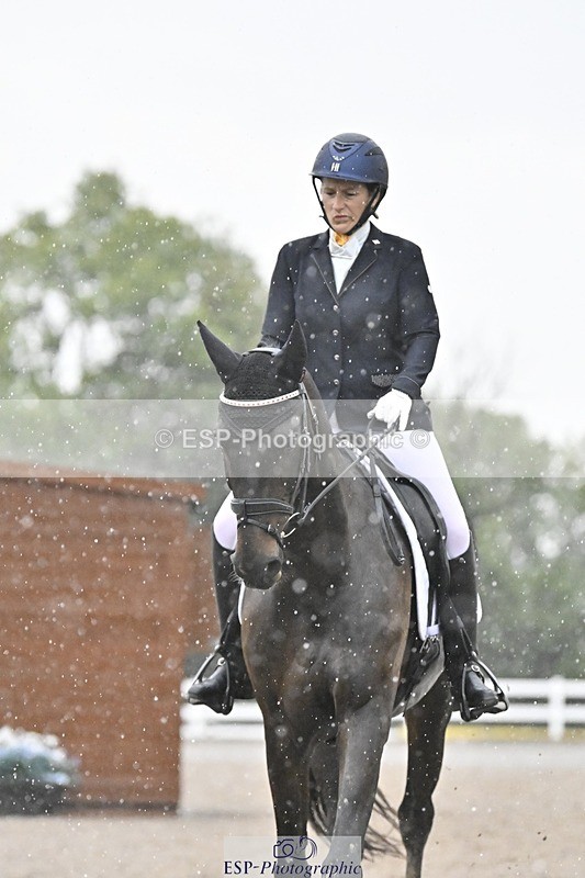 250907-084914-05806 - 027-Amanda.KingInvincible