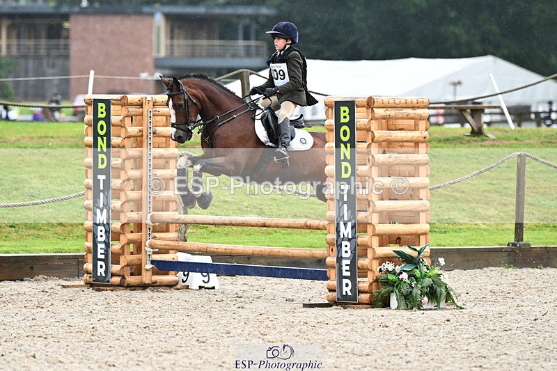 240824X-094431-23344 - 70cm Round 2 9.30 to 10.30