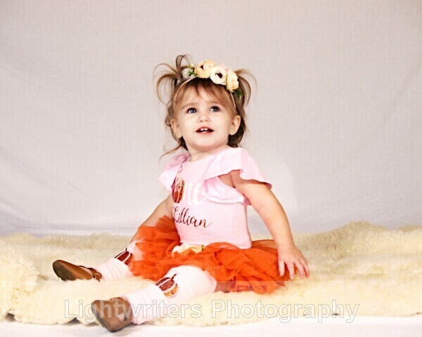 4DDA1869-E9EF-48CD-B596-9C4128964840 - Lilly