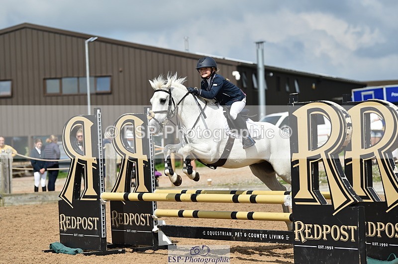 230902A-130002-01279 - Cls 3A Pony Medium 80cm