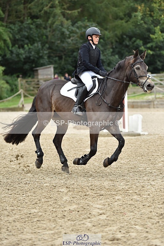 240802-102314-00820 - 70cm Round 1