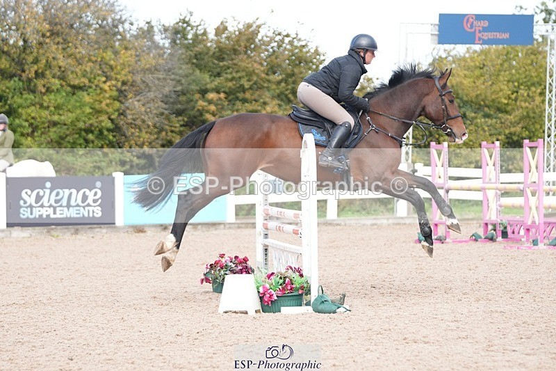 251005-101301-02485 - Cls 22 British Novice and 90cm