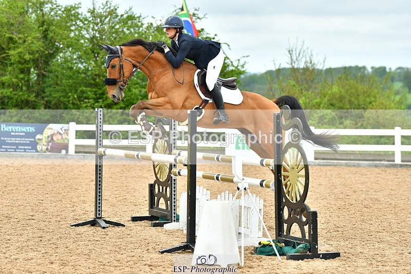 230507A-134657-08214 - Cls 43 1.05m Amateur Quali