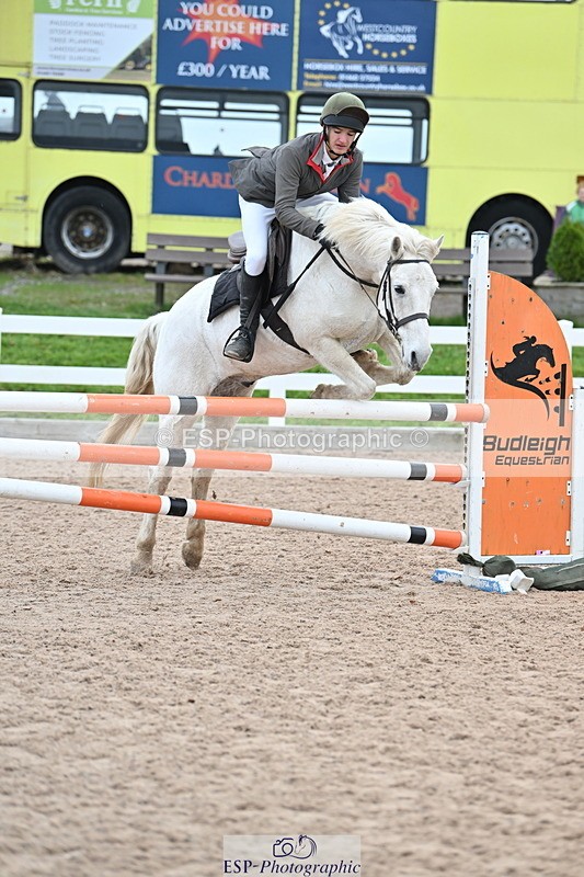 231119A-113651-05455 - Sun Cls 5 Newcomers & 1m Open