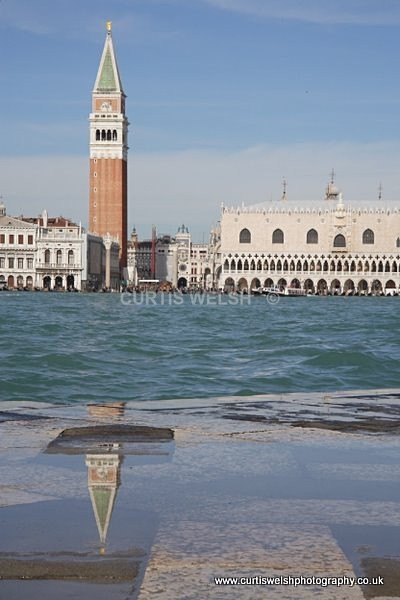 XT6I5242Venice 2011 - VENICE