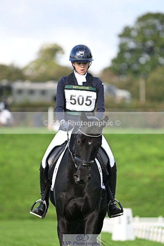 251023A-101958-02430 - G-505-Sarah.Amos