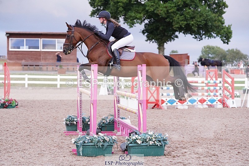 250628-202910-08600 - Cls 26 Pony Foxhunter & 1.10m Open