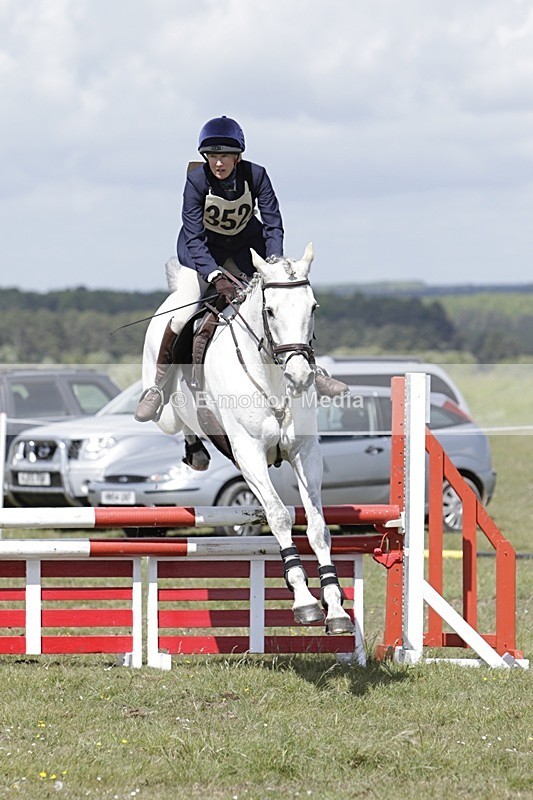 BVHT 140517 I-823 - Class 1 SJ Intermediate 14/05/17