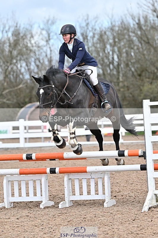 250328-105203-01339 - Cls 8 British Novice and 90cm