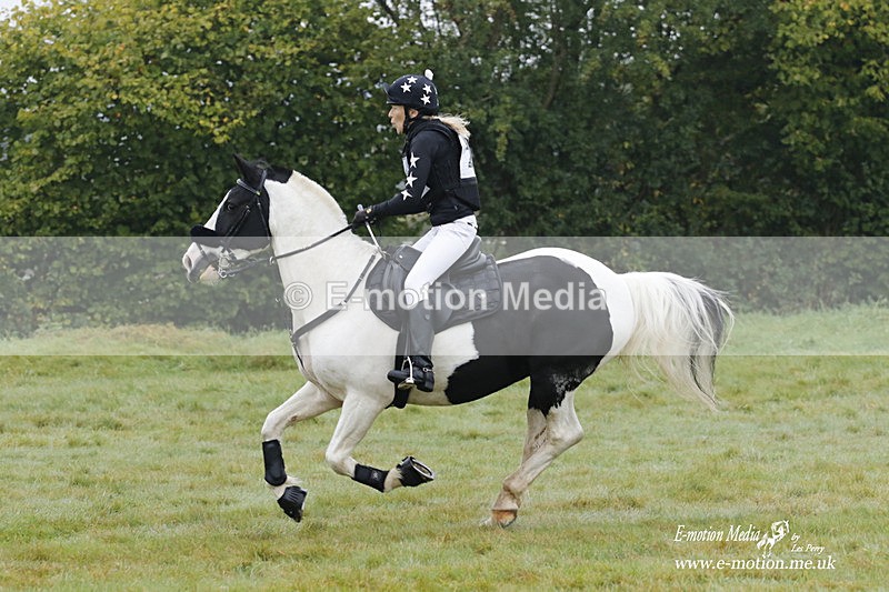 WWHT 171021 0518 - Novice Restricted (0.80m)  17/10/21