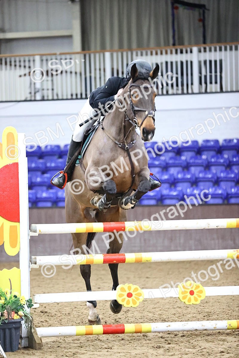 SBM_005454 - Class 17 - Senior Newcomers 1.10m