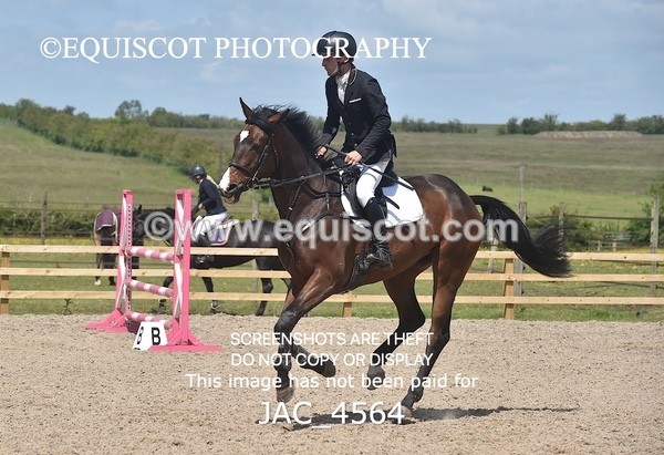 JAC_4564 - CLASS 6 Senior Newcomers/ 1.10m Open