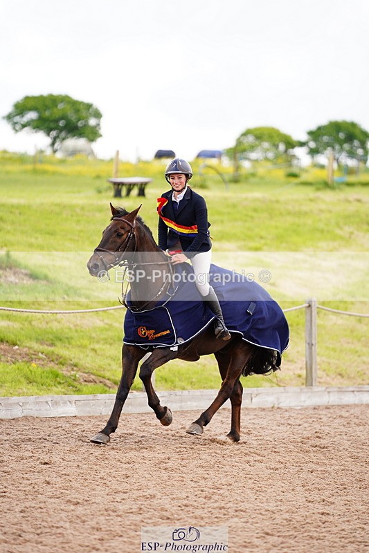 240526A-122838-08082 - Cls 26 Chard Equ 1.05m and 1.10m Grand Prix