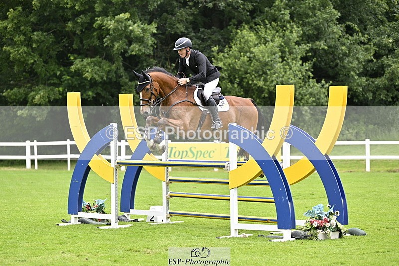 250613A-125613-01983 - Cls 3 Snr Foxhunter