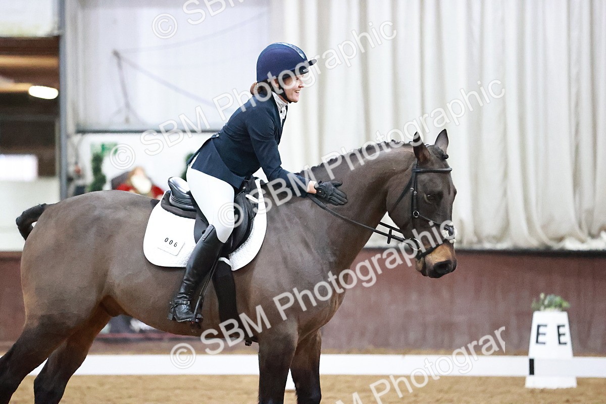 SBM_001760 - Class 9 - Novice 4