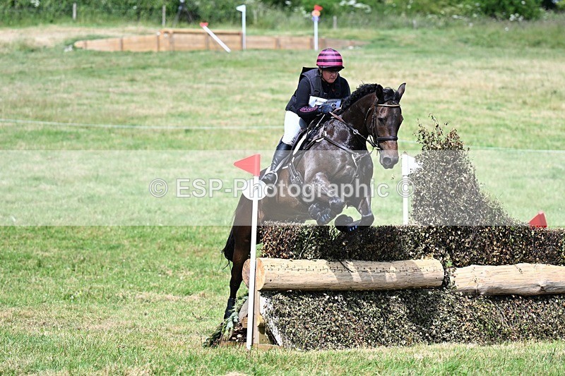 240630X-154503-10397 - 505-Lizzie_Luxton-KILCARNA_BARNEY