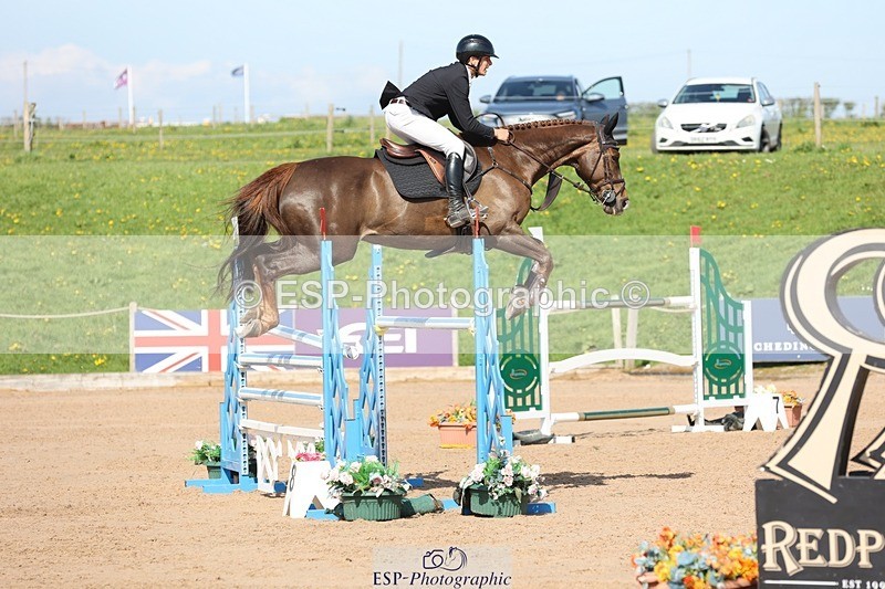 250427-160522-18324 - Cls 24 - 1 Star Gold Tour