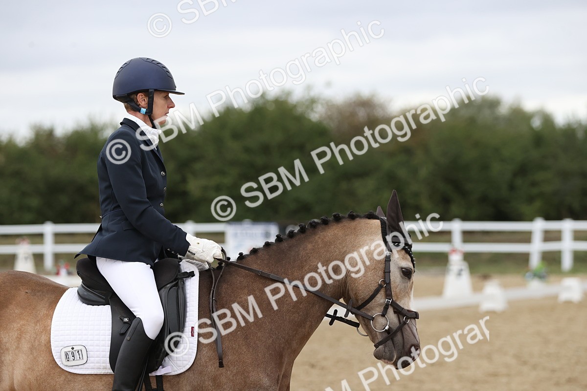 SBM_004236 - Class 9 - Novice 3 Champs