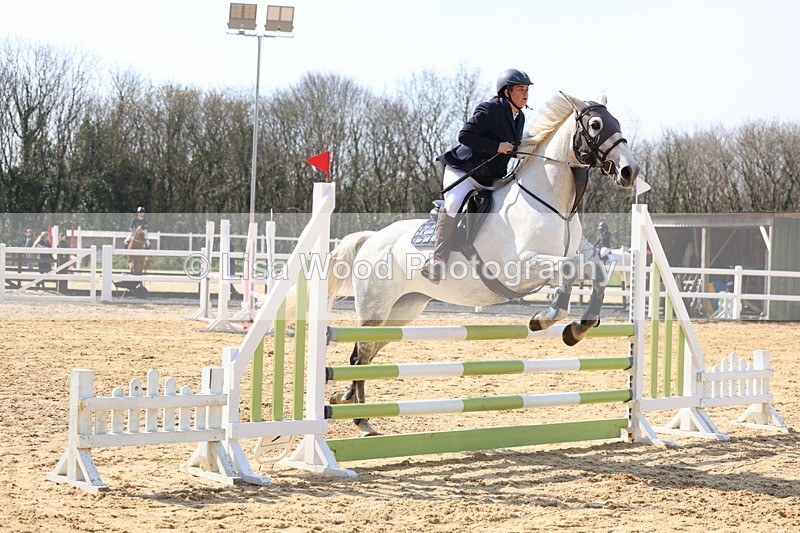 3E7A6523 - Class 4: Senior British Novice/90cm open