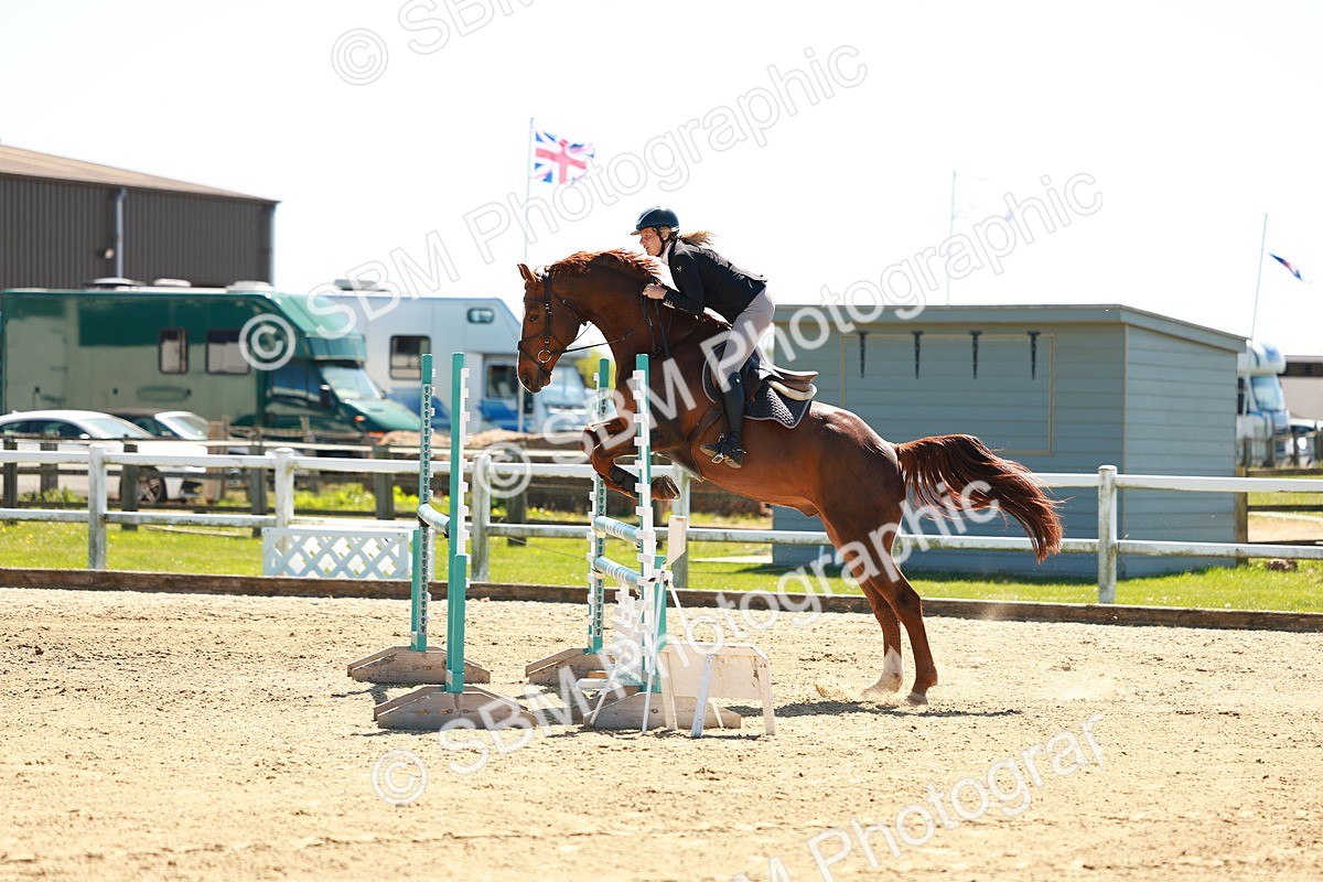 SBM_001171 - Class 4 - Senior Newcomers 1.10m