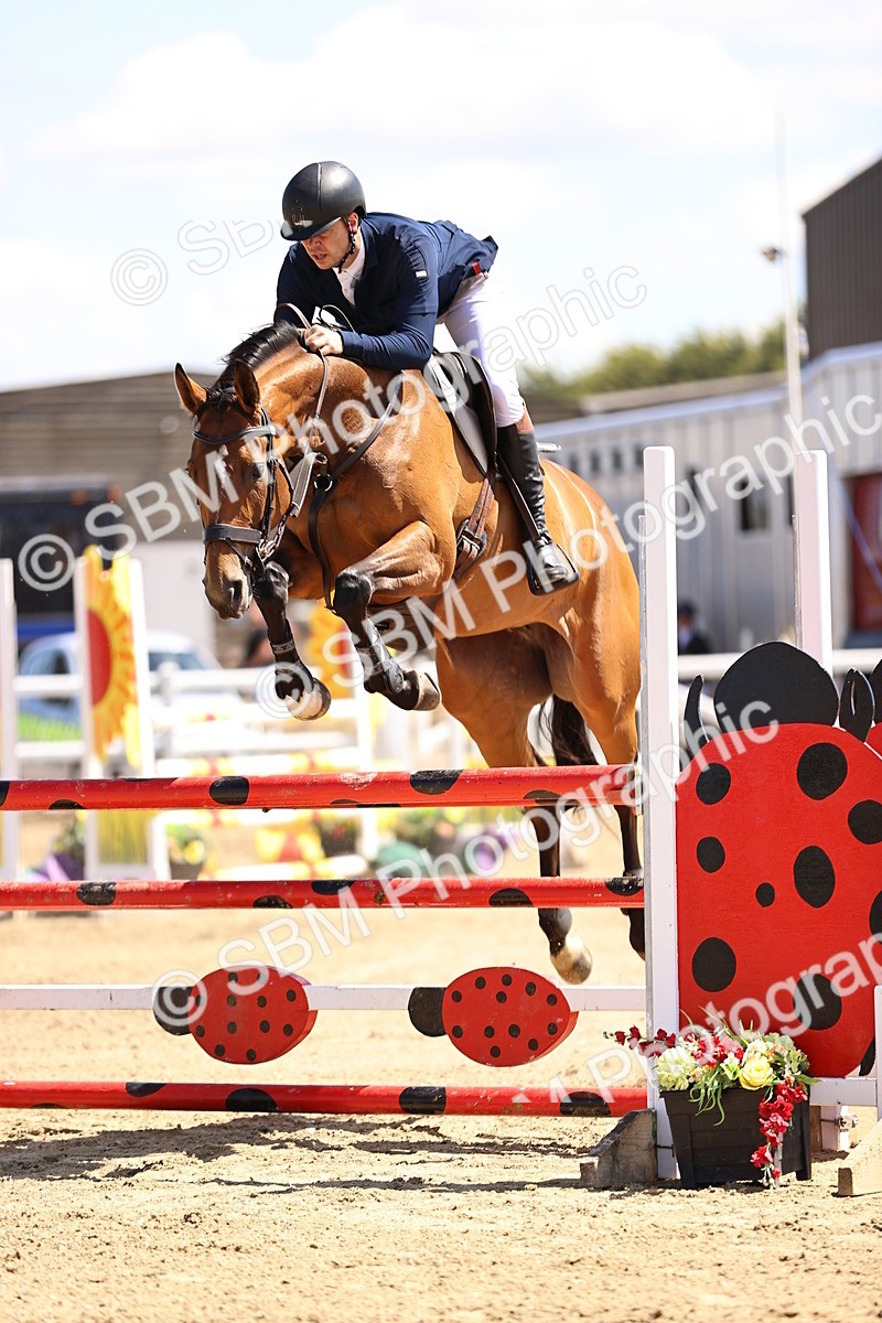 SBM_014825 - Class 15 - Senior Newcomers - 1.10m Open