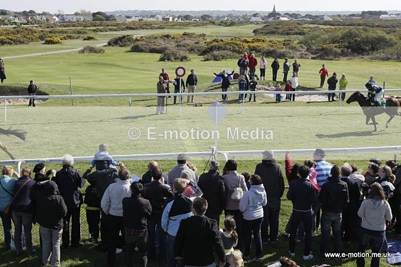 Race 4 8 - Gsy Race Finish Line 03/05/10