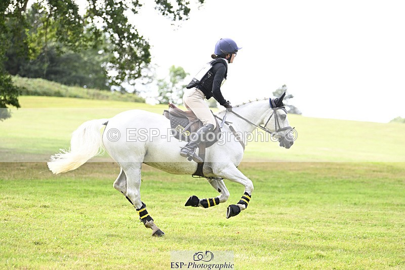 240825X-145706-35337 - 80cm XC 14.30 to 15.30