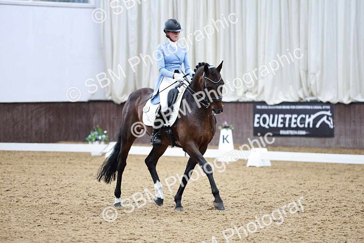 SBM_020731 - Class 13 - FEI INT I - 15.30-16.00