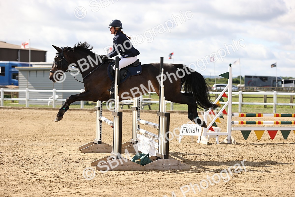 SBM_001882 - Class 8 - Clear Round