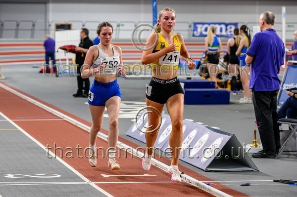 SeniorInd25-911502 - Track Female Set Two