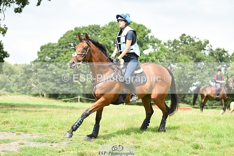 230817-134120-02059 - Kay's 1st Group - XC