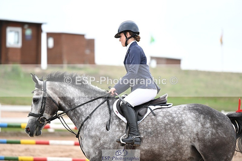 250727-090625-08701 - Cls 31 British Novice and 90cm