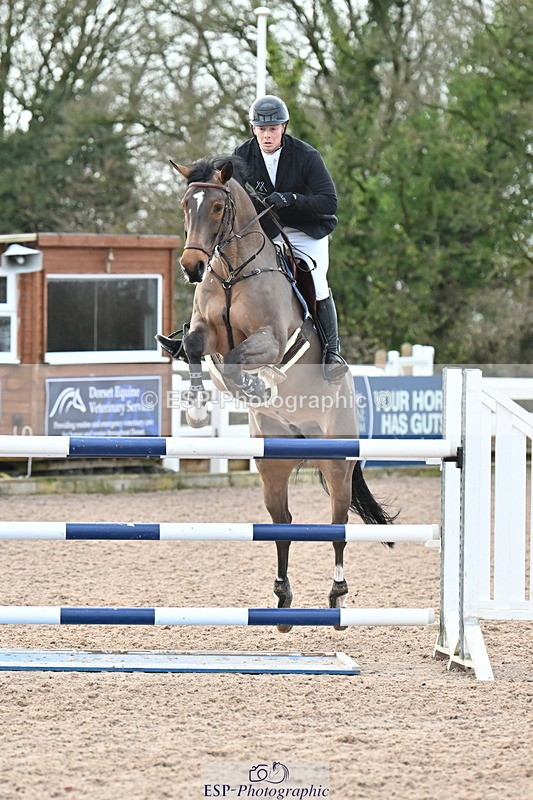 231208A-133113-00926 - Cls 6 Foxhunter & 1.20m Open