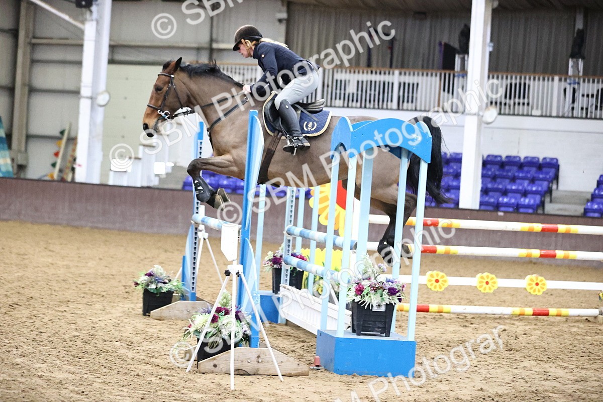 SBM_005587 - Class 17 - Senior Newcomers 1.10m