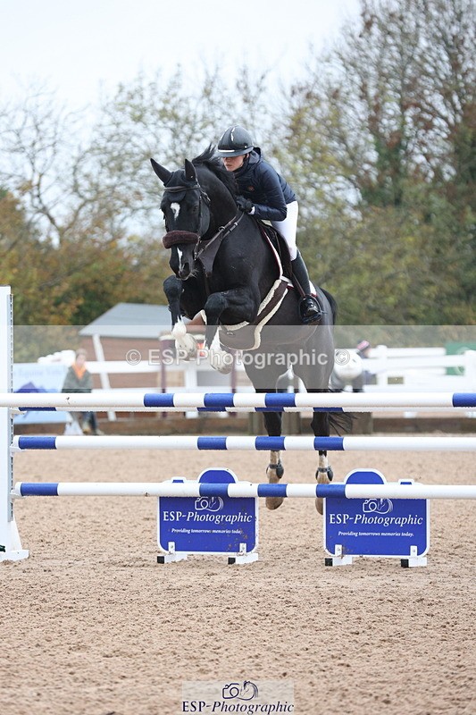 231112A-133354-04531 - Cls 20 Newcomers & 1.10m Open