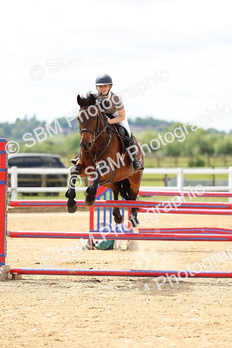 SBM_005096 - Class 18 - Senior 1.05m Open