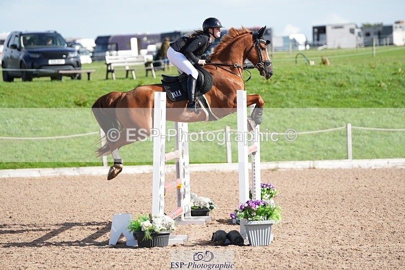 250913-102623-06158 - Cls 14 Snr Newcomers