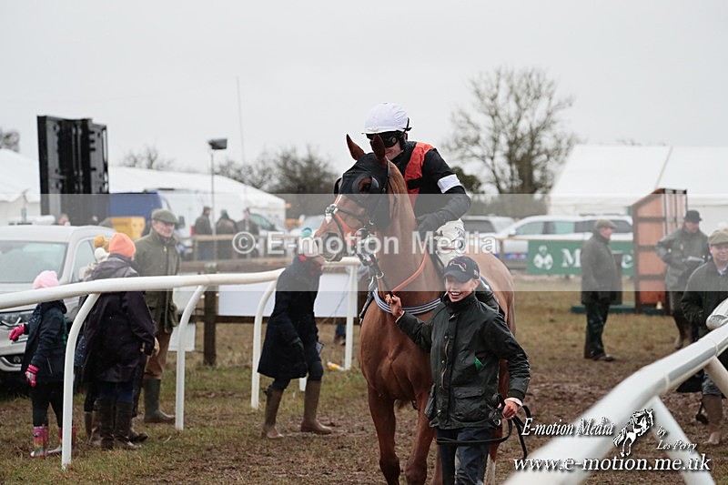PtP 260125 845 - Cocklebarrow Point-to-Point racing with the Heythrop Hunt 26/01/25