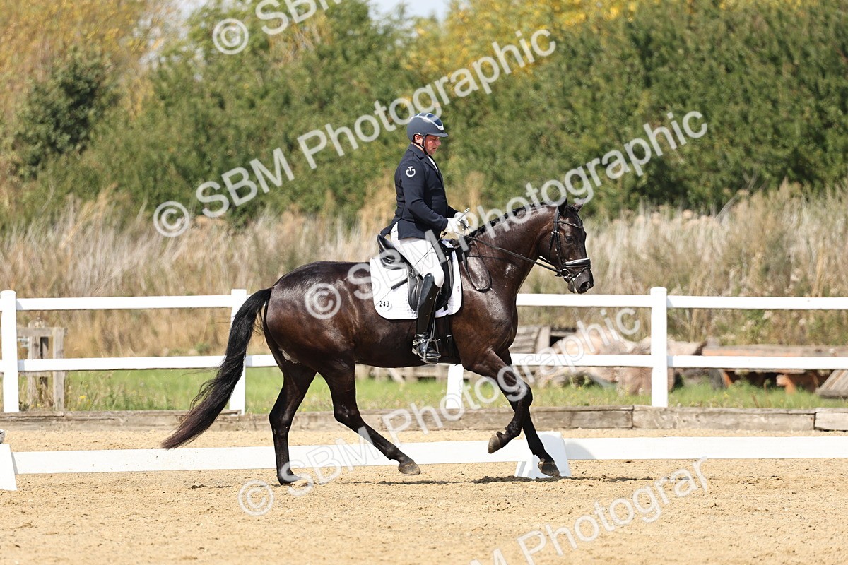 SBM_018612 - Class 16 - Novice 5 - 12.08-13.11