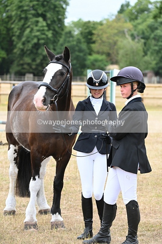 WJ6_8196 - Class 10 Coloured in Hand