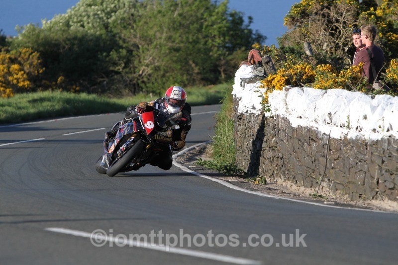 Michael Rutter BMW / Bathams Prize Winning Ales - Monday Practice Solos