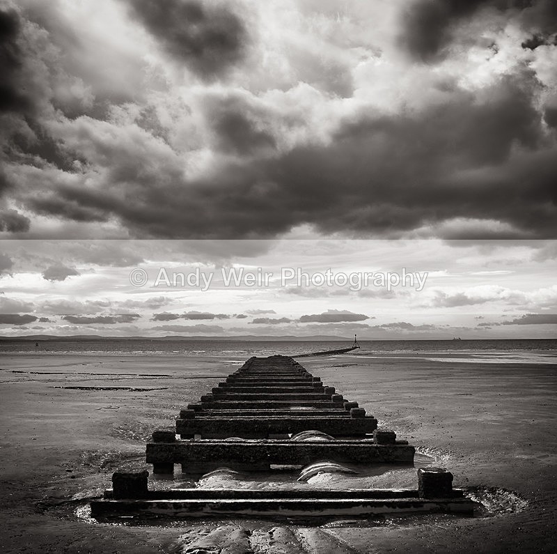 20141003-3K8A6381-3102-mono - England