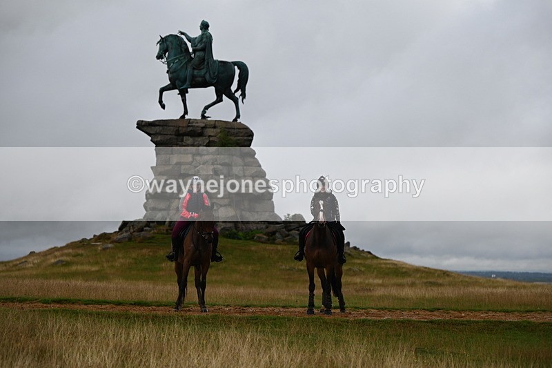 DSC_3881 - Time at Statue 14:56 to 15:05