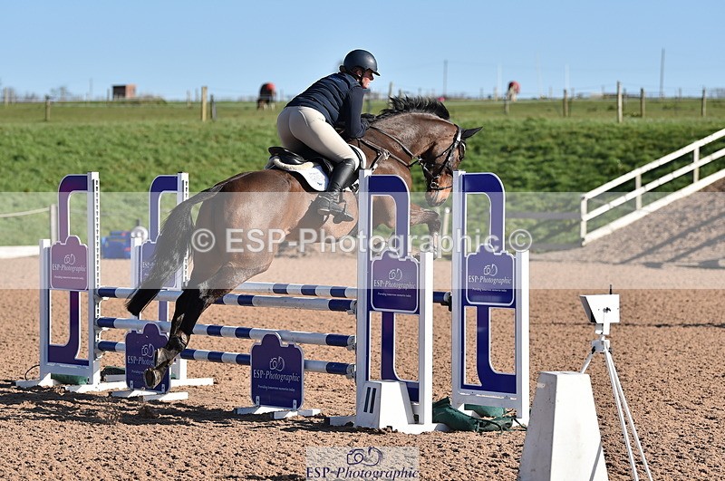 240306A-100906-00708 - Cls 1 British Novice and 90cm Open