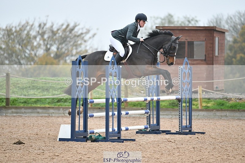 241102A-110720-04196 - SAT Cls 9 British Novice and 90cm Open