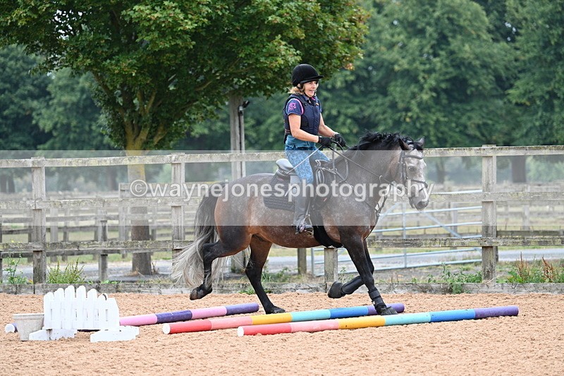 WJ7_7623 - Poles 10:00am