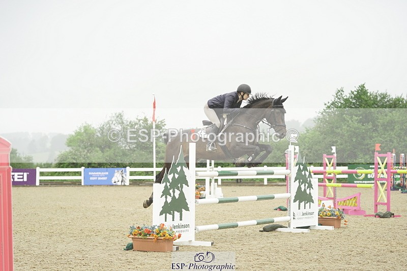 230722A-122650-09095 - Cls 19, 1 Star Silver 1.20m