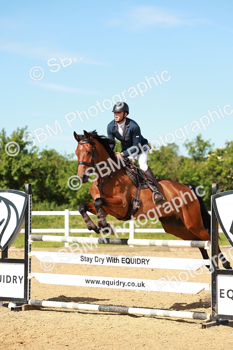 SBM_002912 - Class 4 - Senior Newcomers - 1.10m