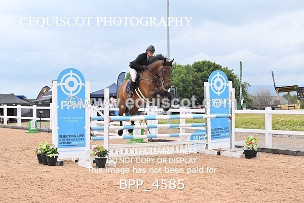 BPP_4585 - CLASS 5 WED Redpost Equestrian Senior Foxhunter/1.20m Open