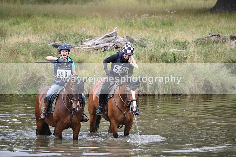 WJ7_4210 - Time at Water 12:52 to 13:22